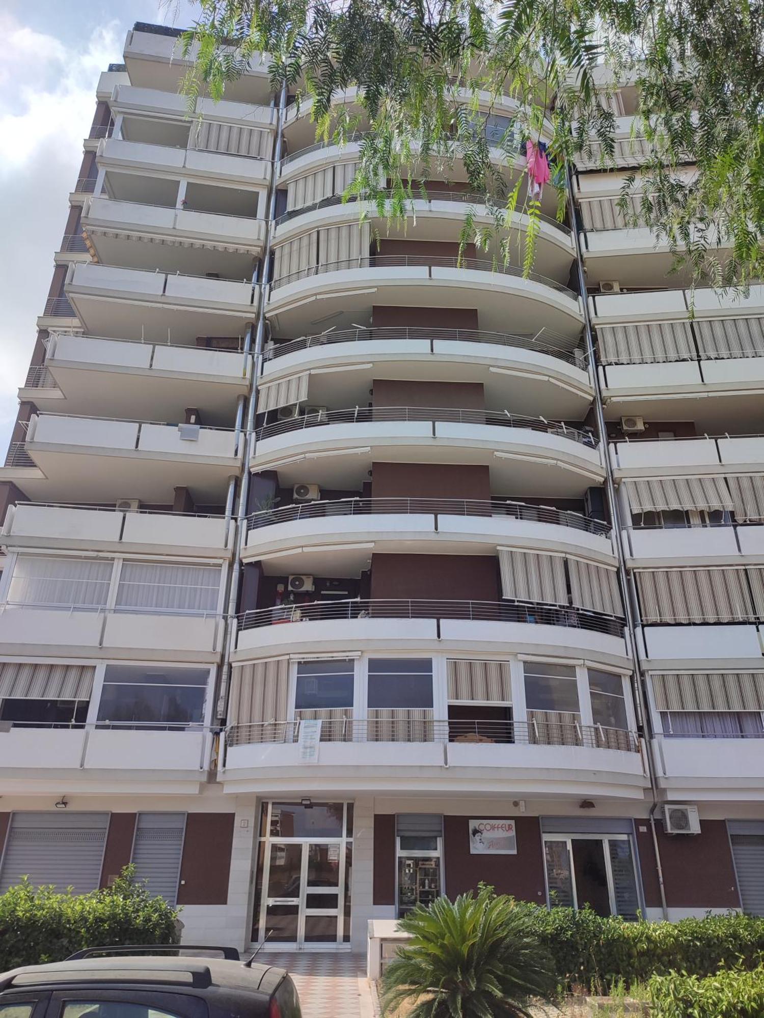 Casa Twins Lägenhet Bari Exteriör bild